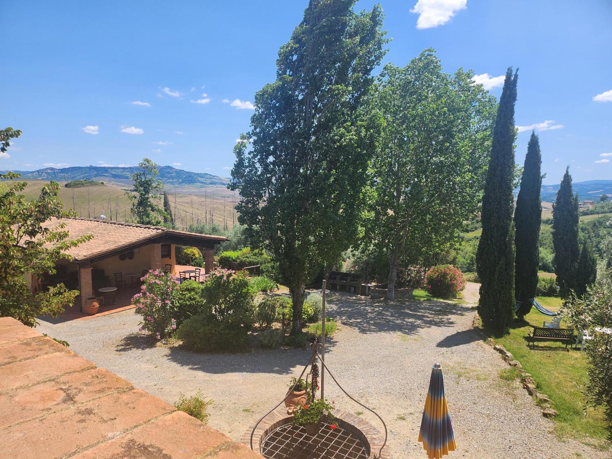 Agriturismo Lucertola มอนเตคาตีนี วัล ดิ เชชินา ภายนอก รูปภาพ