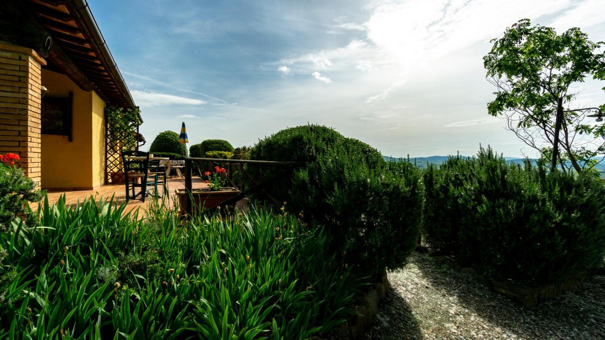 Agriturismo Lucertola มอนเตคาตีนี วัล ดิ เชชินา ภายนอก รูปภาพ
